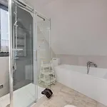 Baltic & Dom Baltic Garden Holiday home *