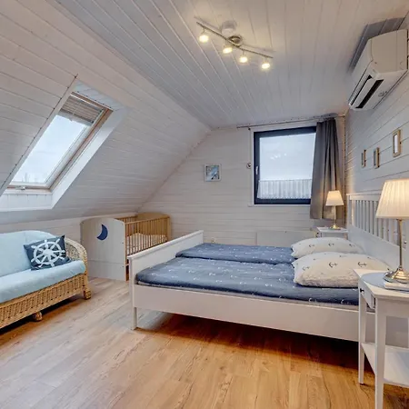 Baltic & Dom Baltic Garden Holiday home Zastan