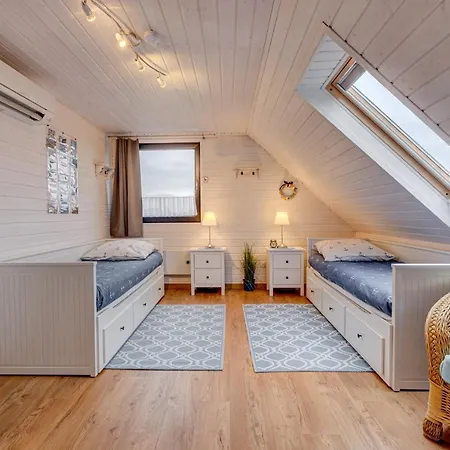 Holiday home Baltic & Dom Baltic Garden Zastan